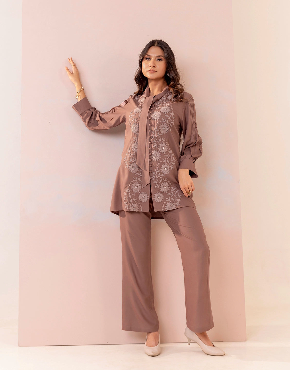 metallic brown embroidered co-ord set trooking