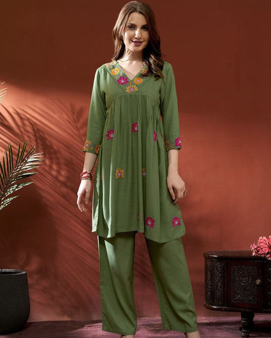 green floral embroidered co-ord set for women