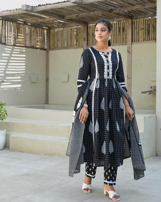 Black Screen Print 3 Pcs Cotton Flare Kurti Set With Shopping Bag