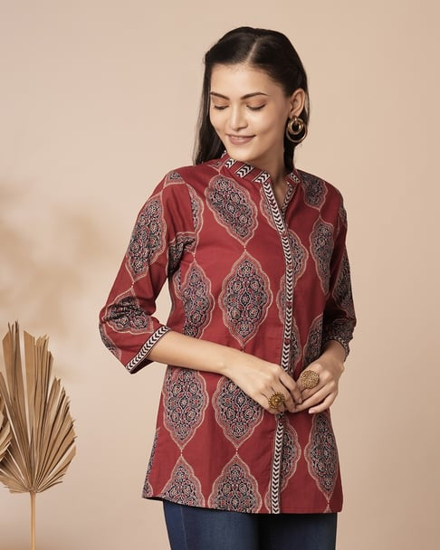 Red ethnic motifs printed short kurti_trooking 
